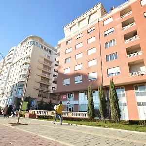 Oresti Center 3*, Tirana Albanien